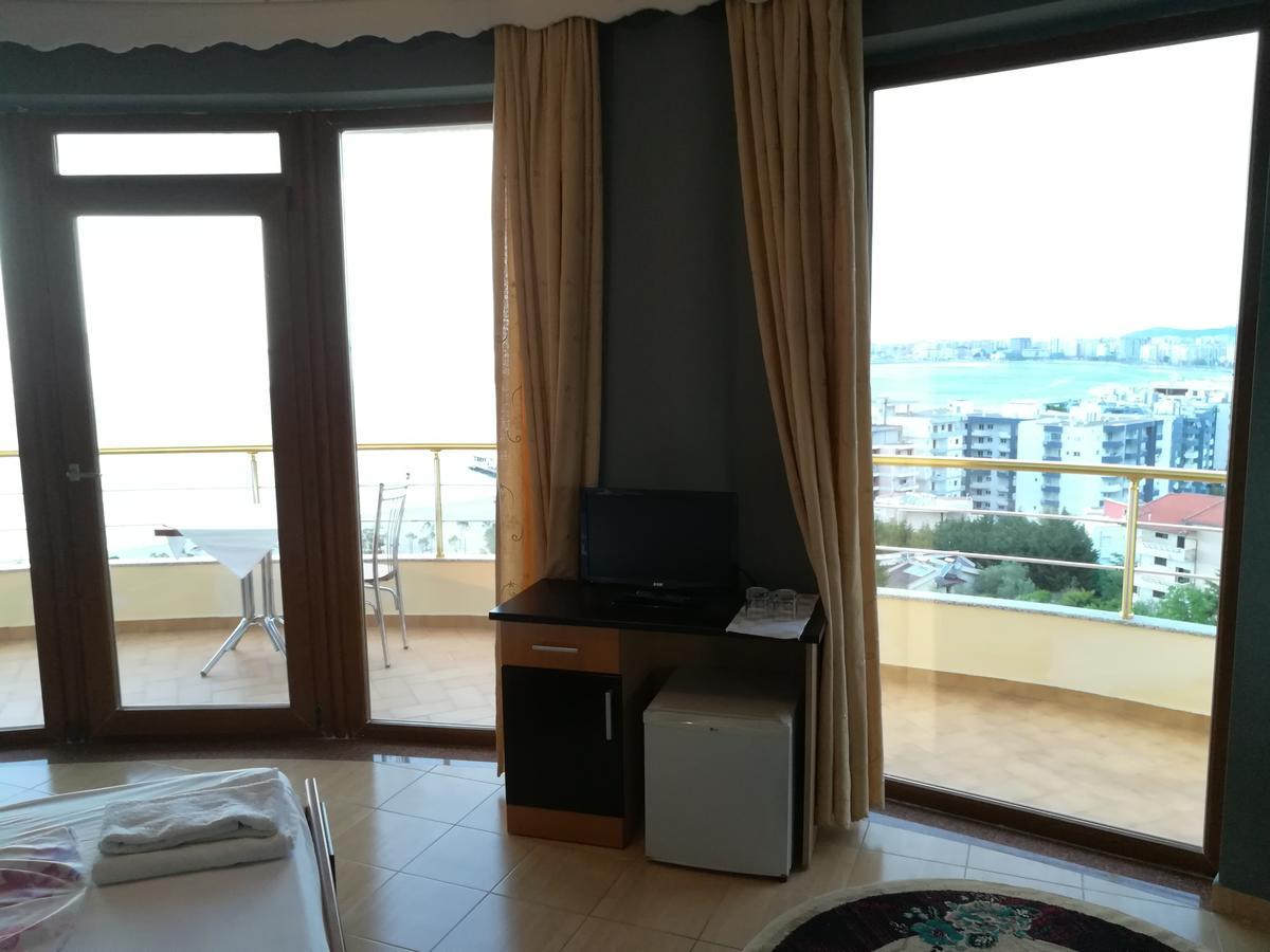 Monte-Carlo Hotel Вльора Екстер'єр фото